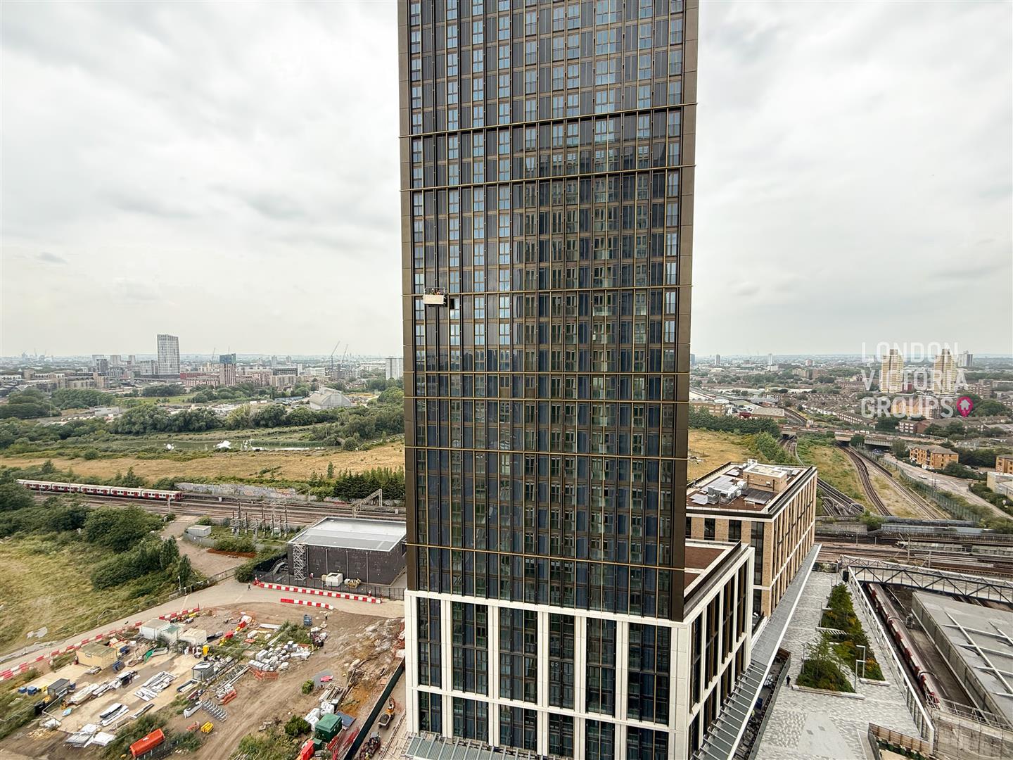 Menara Point, 1 Affinity View, London